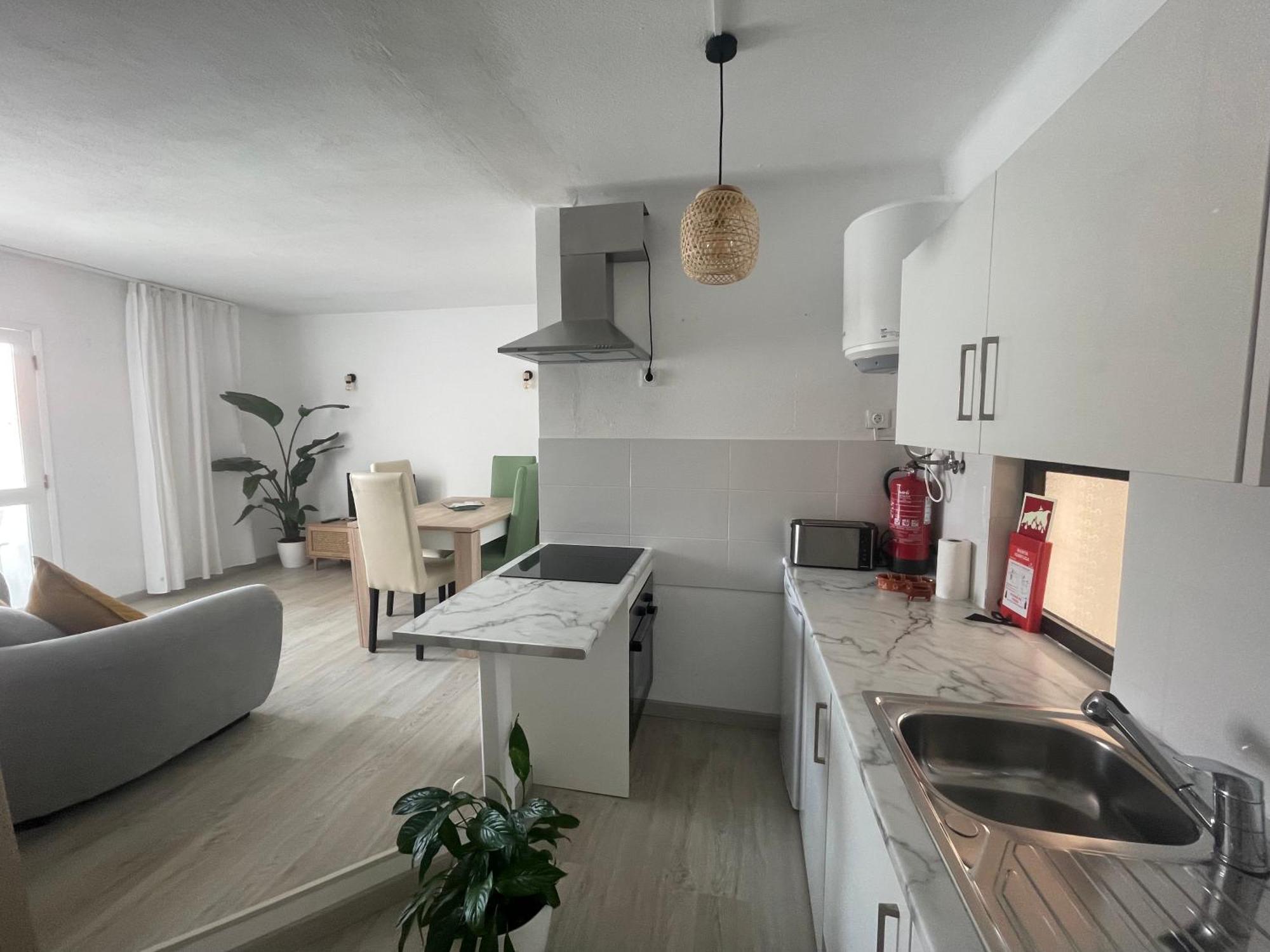 New! Apartment 50 Meters From The Beach Carvoeiro  Esterno foto